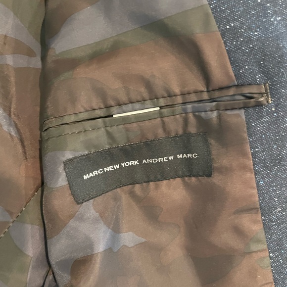 Andrew Marc blazer with Faux leather Elbow Patch & Collar. Worn collar. - Picture 6 of 11